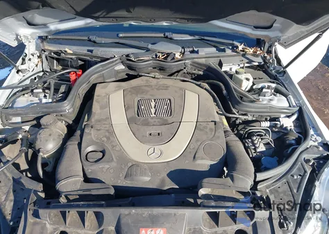 2011 Mercedes-Benz E 550 из США, поврежденный, VIN WDDKK7CF6BF068594